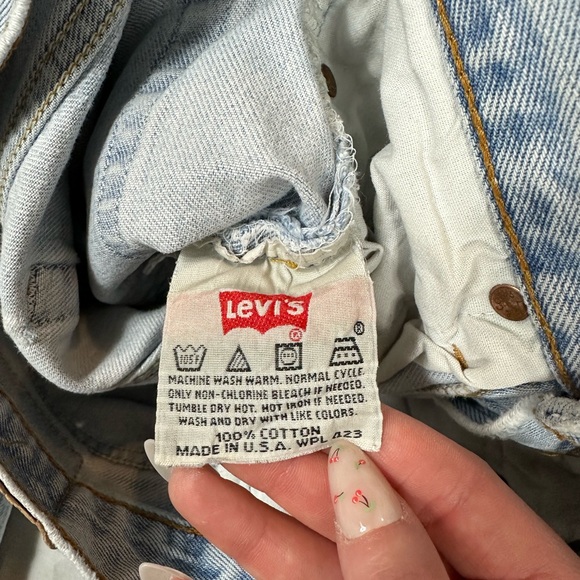 VTG Y2K Levi's Classic Light Wash Straight Leg Jeans USA Made - Picture 6 of 9